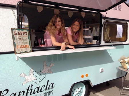 emprendedoras de La Raphaela food truck