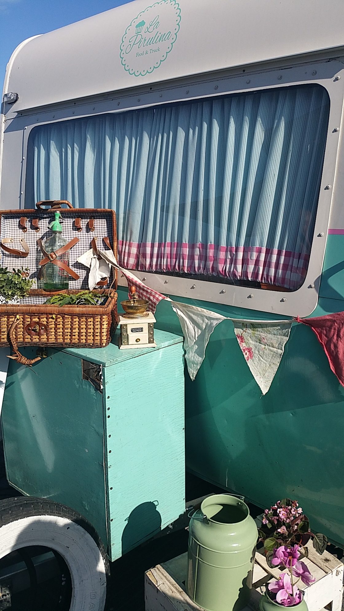 kale food market food trucks