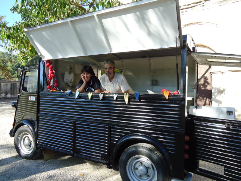 Los empresndedores de Era Cambuleta food truck