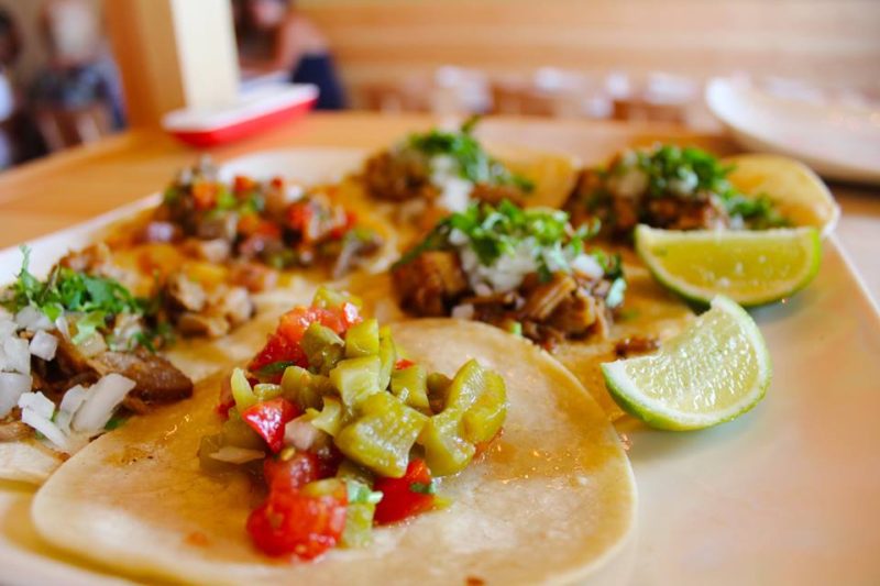 Tacos de chacmool food truck