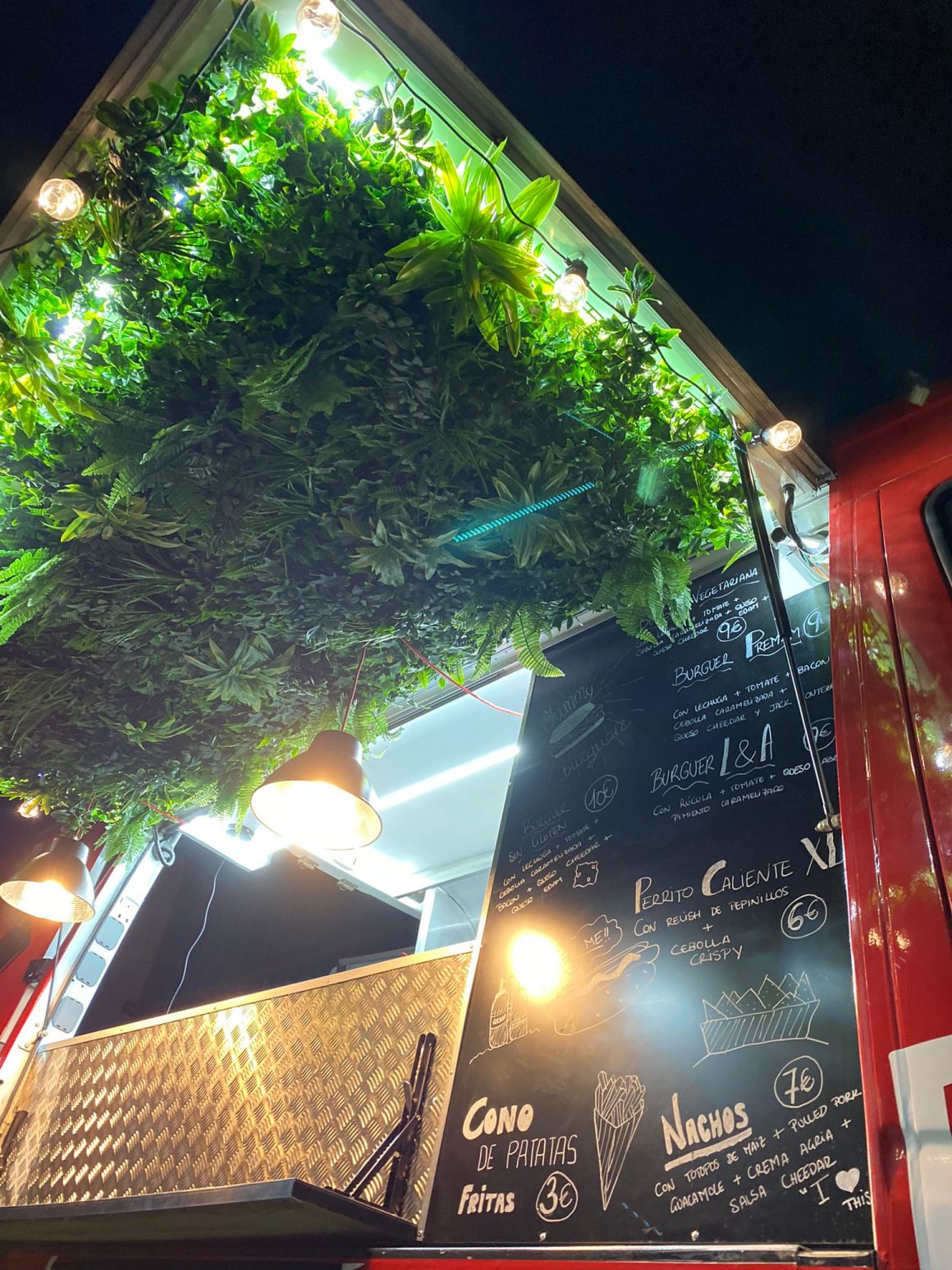 The Roast Cook Street Food