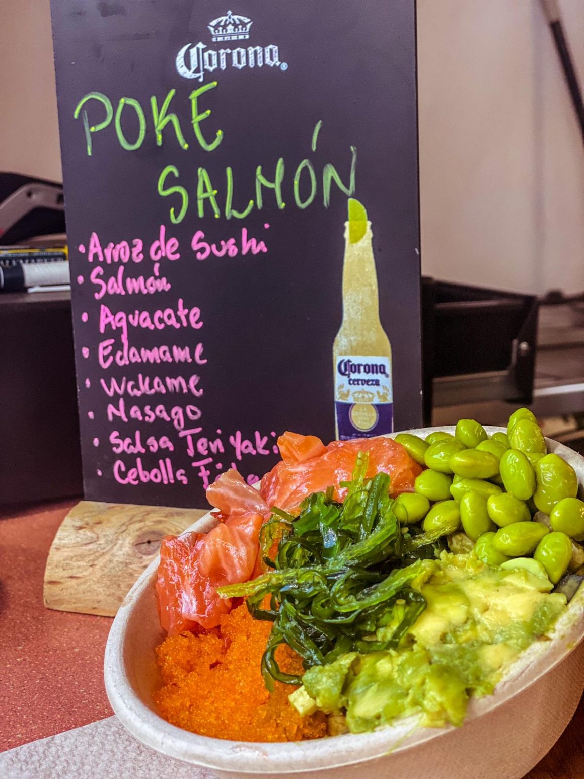 Hula poke food truck