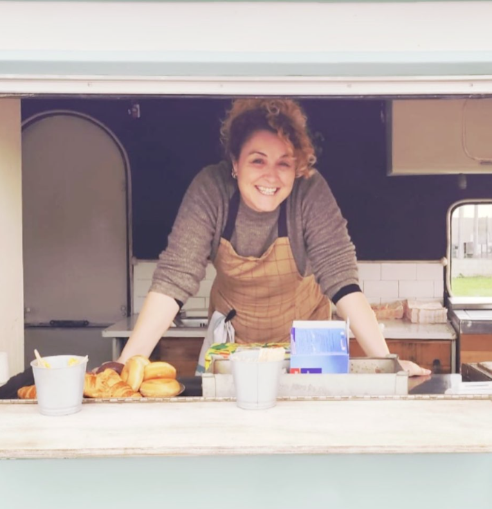 sara entrevista sa rita caravan food truck