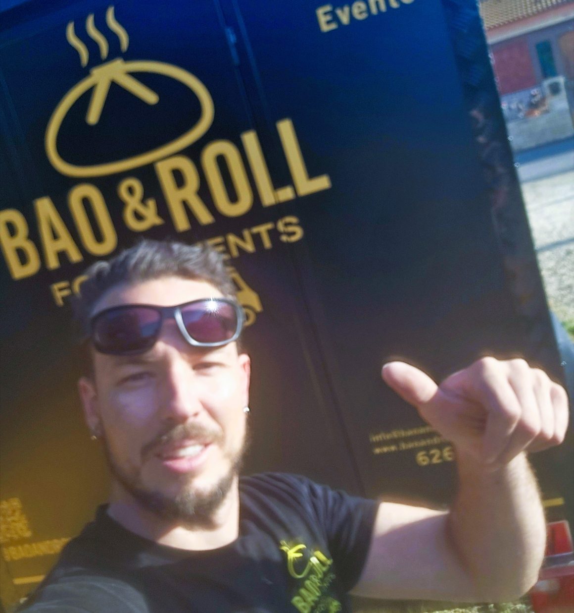 alvaro bao roll food truck
