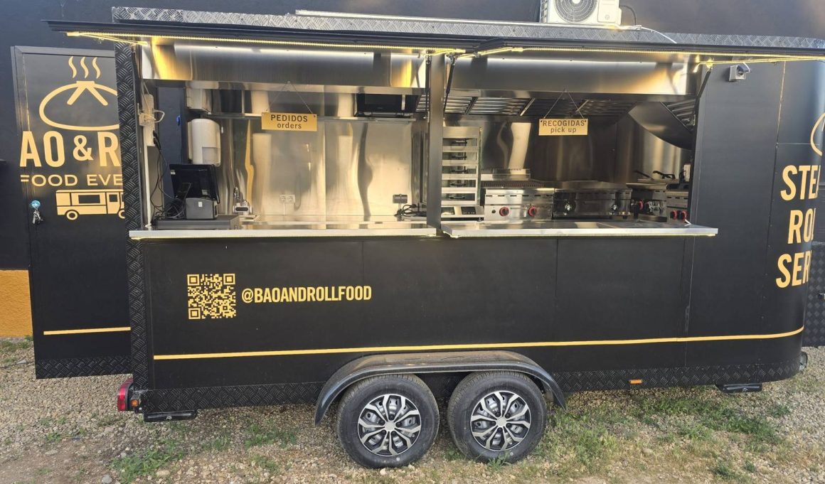 bao roll food truck