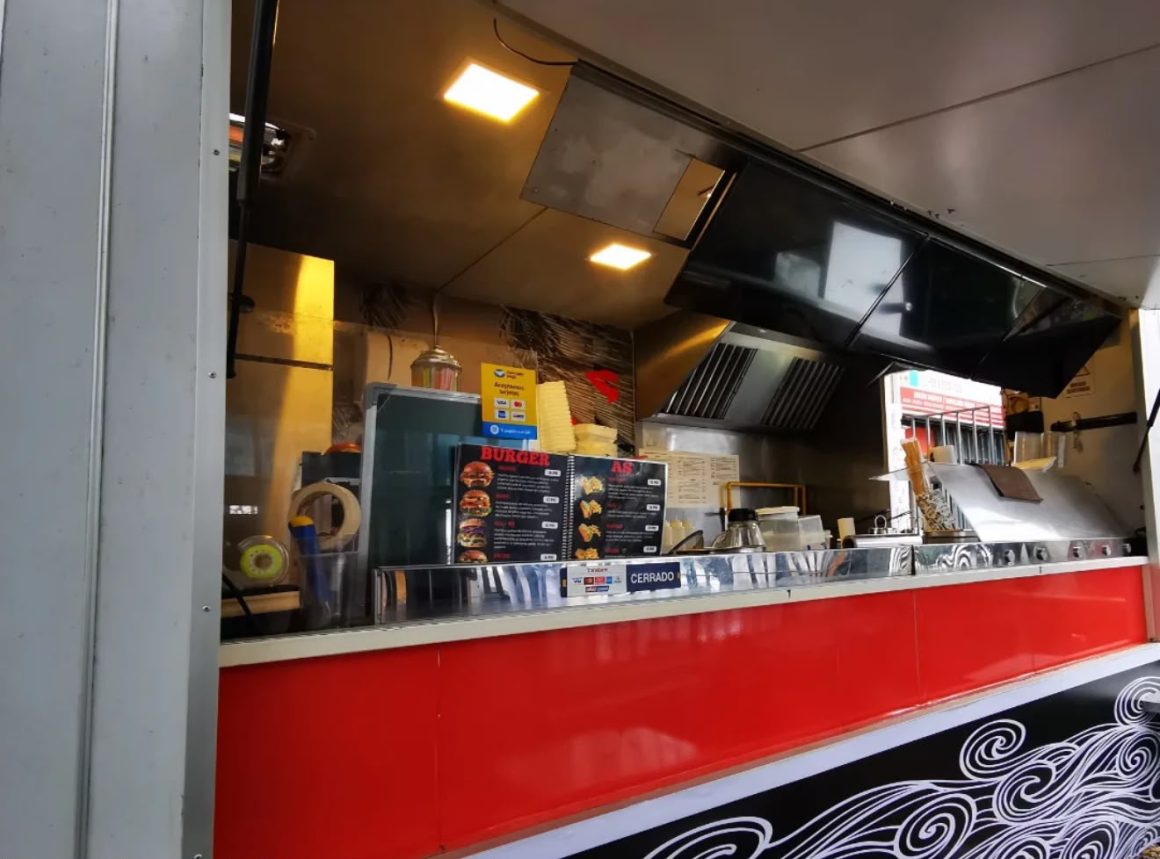 hauromi kai food truck interior